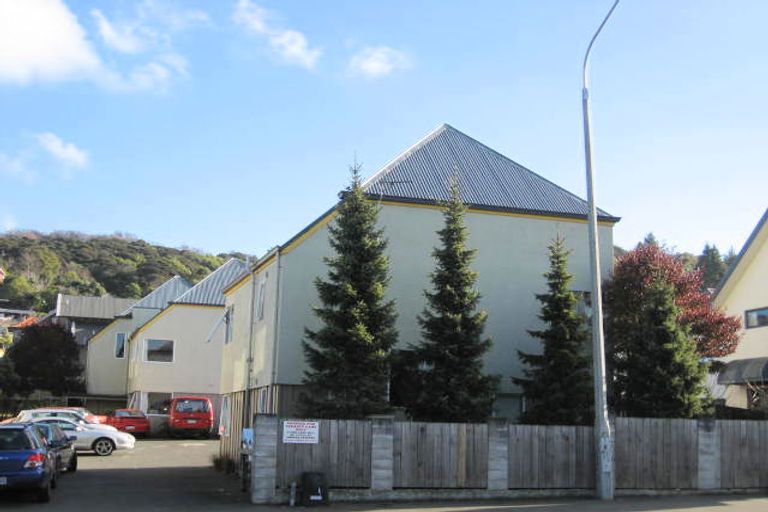 Photo of property in 5/700 Great King Street, North Dunedin, Dunedin, 9016