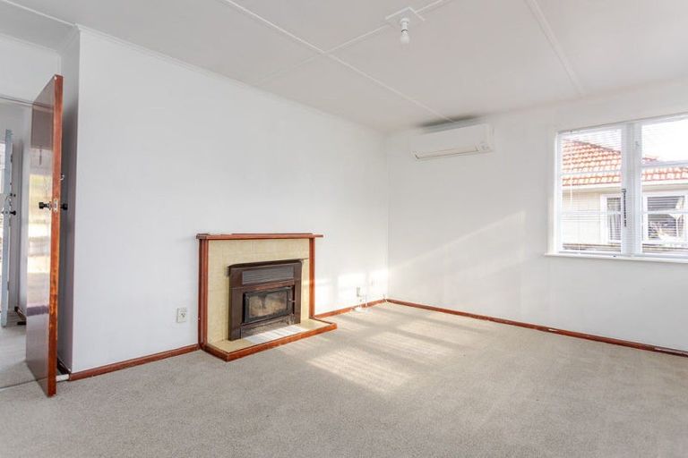 Photo of property in 8 Victor Street, Dannevirke, 4930