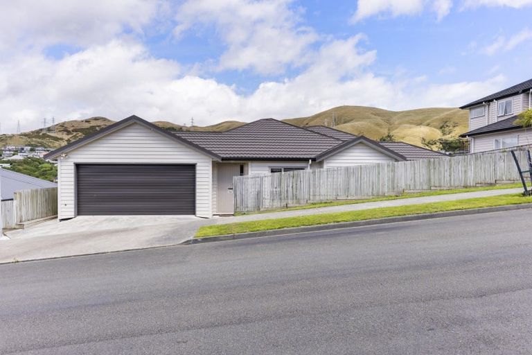 Photo of property in 36 Mauldeth Terrace, Churton Park, Wellington, 6037