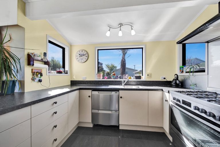 Photo of property in 5c Hunter Street, Hawera, 4610