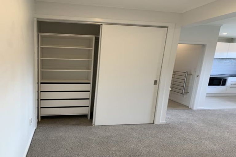 Photo of property in 17 Gipps Street, Karori, Wellington, 6012