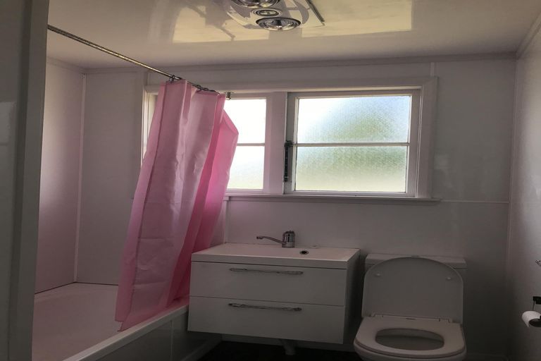 Photo of property in 9 Armstrong Street, Huntly, 3700