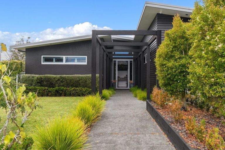 Photo of property in 7 Rexford Heights, Pyes Pa, Tauranga, 3112