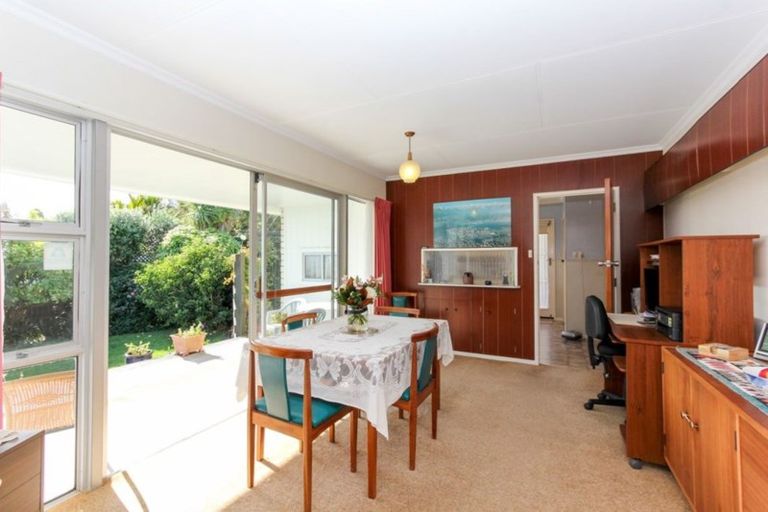 Photo of property in 5 Renown Place, Spotswood, New Plymouth, 4310