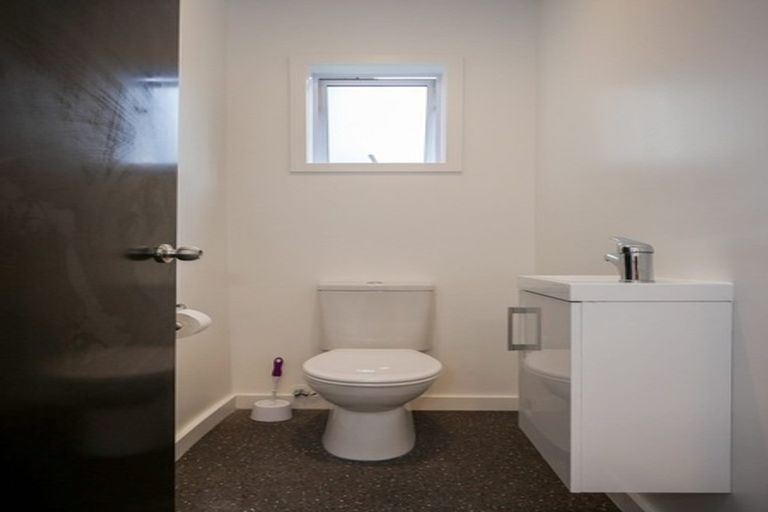 Photo of property in 274 Oxford Street, South Dunedin, Dunedin, 9012