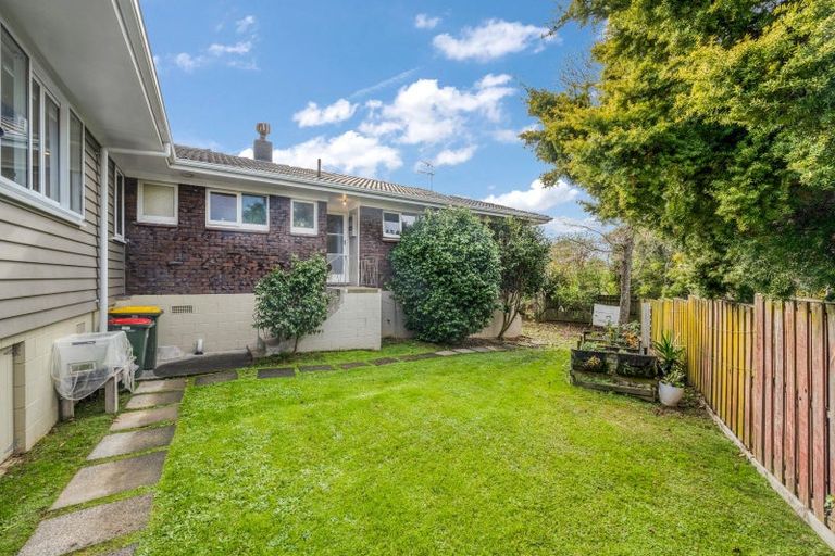Photo of property in 32 Harford Place, Pakuranga Heights, Auckland, 2010