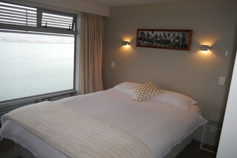 Photo of property in The Capital, 28/370 Oriental Parade, Oriental Bay, Wellington, 6011