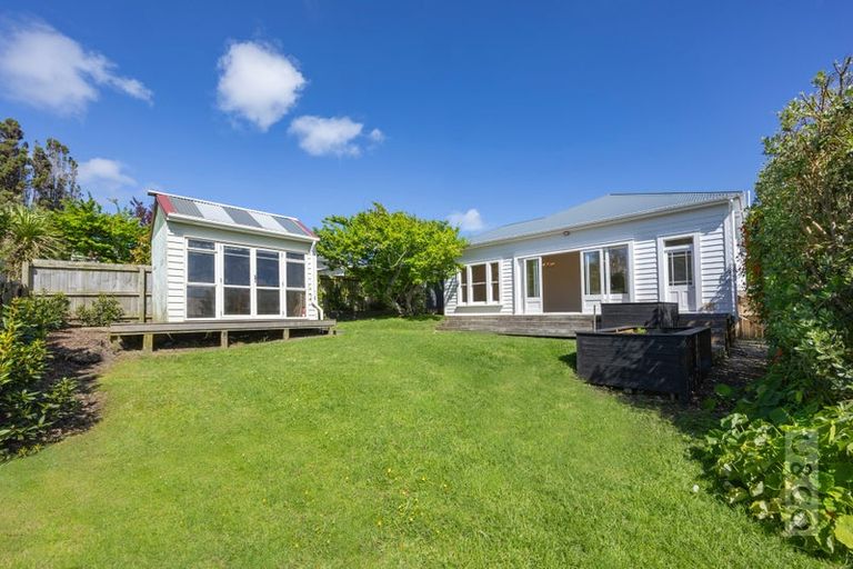 Photo of property in 28 Rata Street, Helensville, 0800