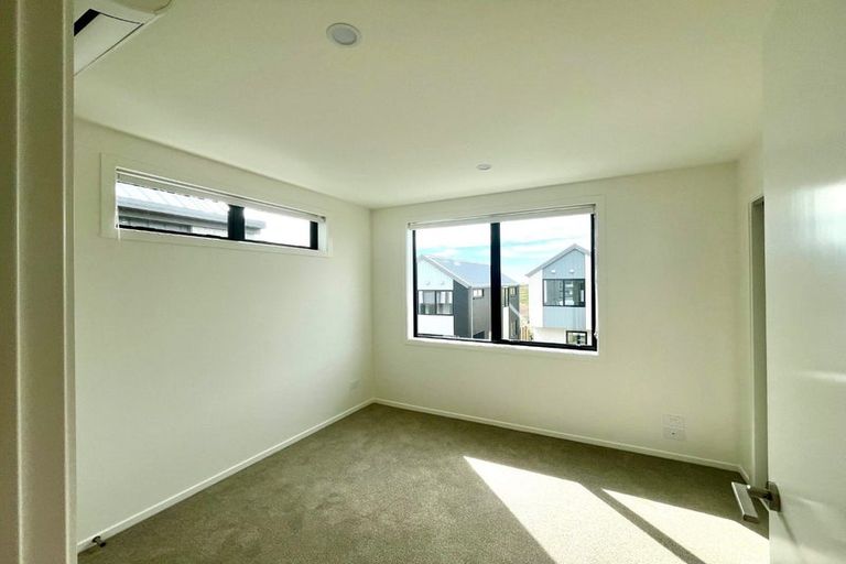 Photo of property in 9/21 Makomako Drive, Orewa, 0931