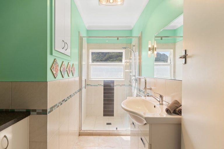 Photo of property in 7a Russell Street, Picton, 7220