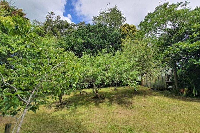 Photo of property in 21 Naumai Road, Tauhoa, Warkworth, 0984