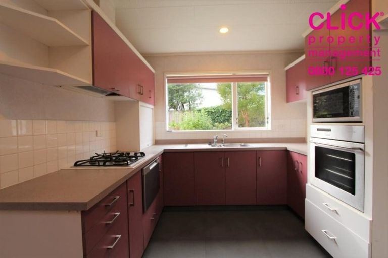 Photo of property in 34 Glendevon Place, Vauxhall, Dunedin, 9013