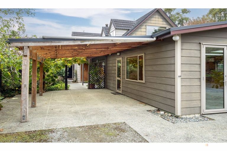 Photo of property in 2 Hislop Street, Geraldine, 7930