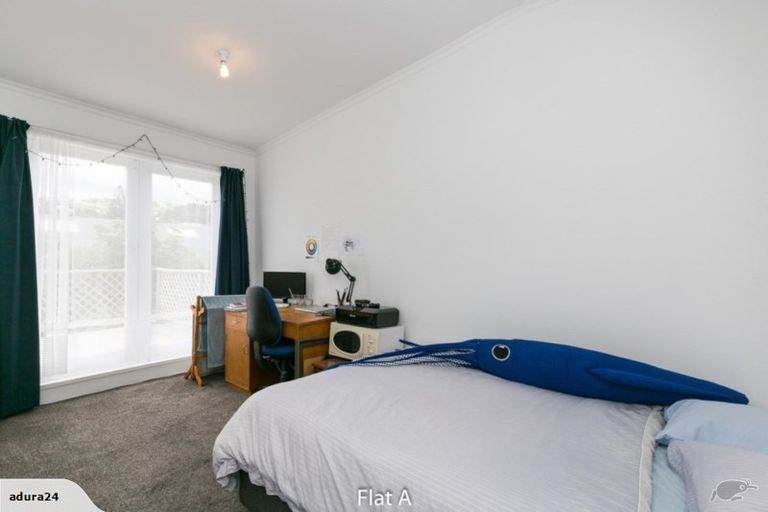 Photo of property in 212 Rintoul Street, Berhampore, Wellington, 6023