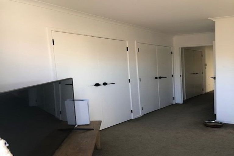 Photo of property in 2/100 Millers Road, Brookfield, Tauranga, 3110