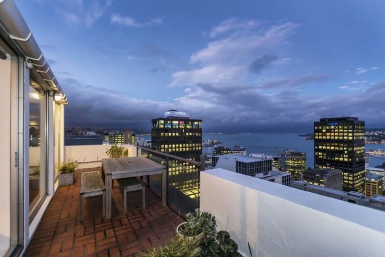 Photo of property in Jellicoe Towers, 191 The Terrace, Wellington Central, Wellington, 6011