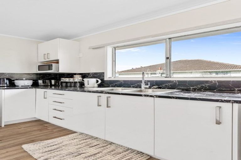 Photo of property in 1/16 Sandra Avenue, Otara, Auckland, 2023