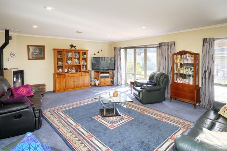 Photo of property in 13 Yellowlees Drive, Kaiapoi, 7630