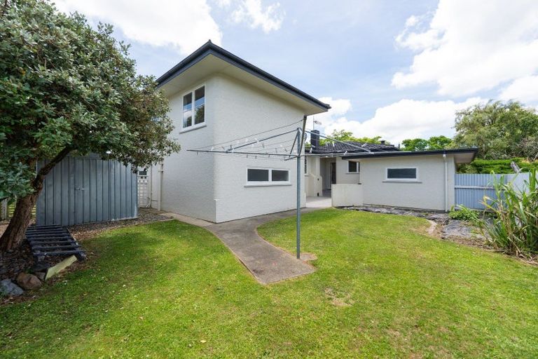 Photo of property in 2 Squires Place, Awapuni, Palmerston North, 4412