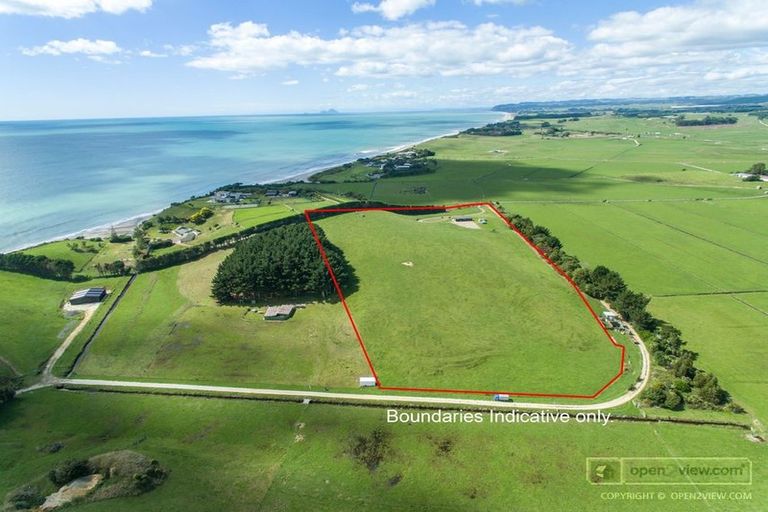 Photo of property in 32c Pokare Road, Pukehina, Te Puke, 3186