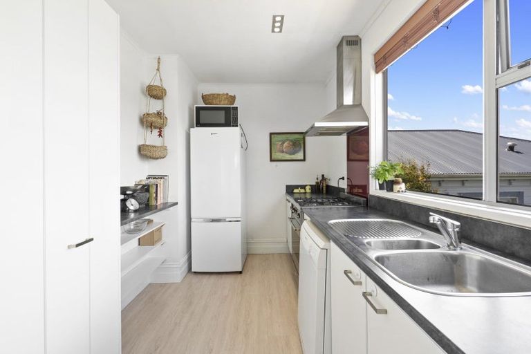 Photo of property in 13 Crawford Road, Kilbirnie, Wellington, 6022