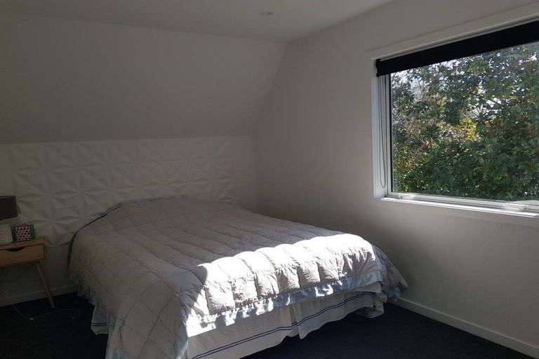 Photo of property in 98a Memorial Avenue, Ilam, Christchurch, 8053