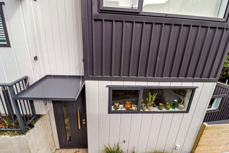 Photo of property in 10/96 Washington Avenue, Brooklyn, Wellington, 6021