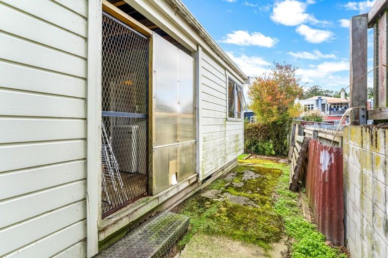 Photo of property in 15 Carlyle Street, North East Valley, Dunedin, 9010