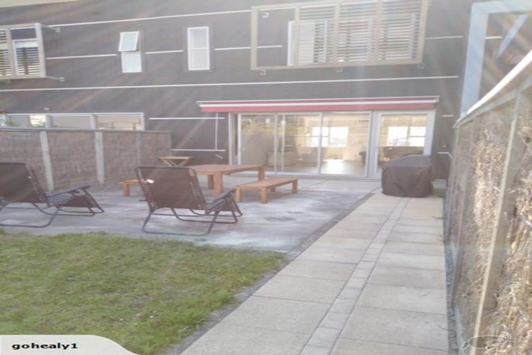 Photo of property in The Terraces, 34/9 Humber Street, Pandora, Napier, 4110