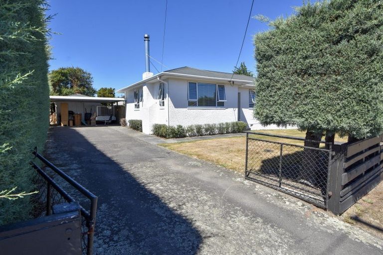 Photo of property in 8 Barrett Place, Carterton, 5713