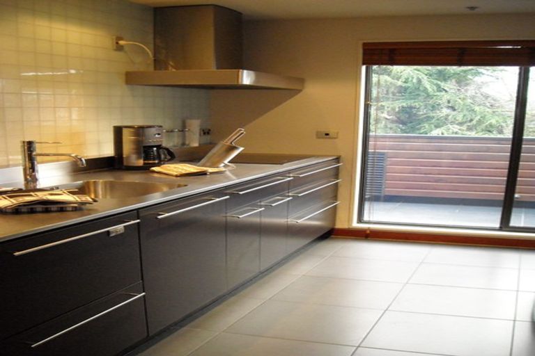 Photo of property in 6/32 Cashel Street, Christchurch Central, Christchurch, 8013