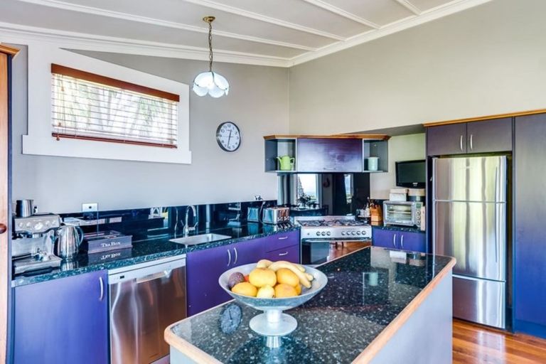 Photo of property in 7a Bay View Road, Bluff Hill, Napier, 4110