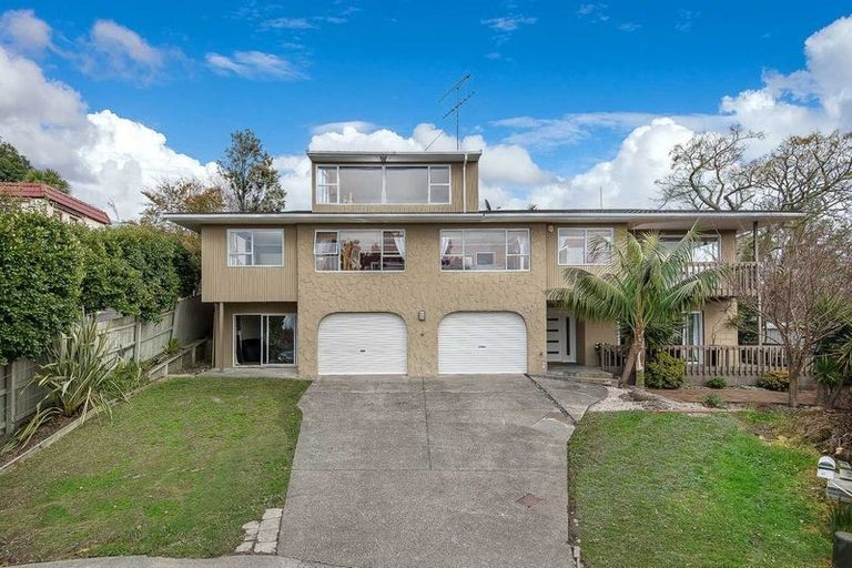 Photo of property in 21 Robin Lane, Browns Bay, Auckland, 0630