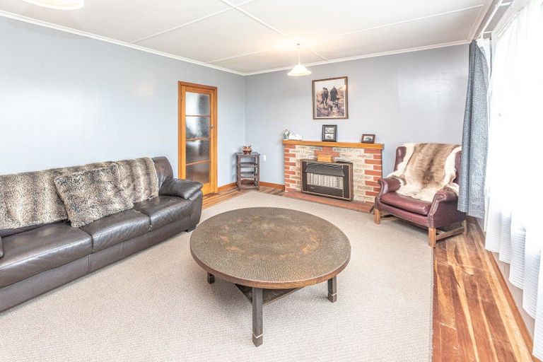 Photo of property in 8 Harris Place, Gonville, Whanganui, 4501