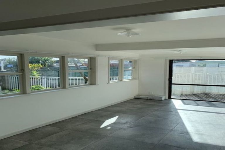 Photo of property in 29 Bunnythorpe Road, Papakura, 2110