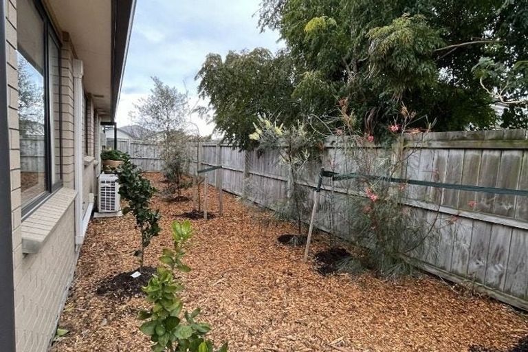 Photo of property in 12 Mangatiti Street, Papakura, 2110