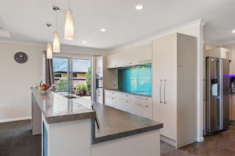 Photo of property in 5 Shona Lane, West Melton, 7618