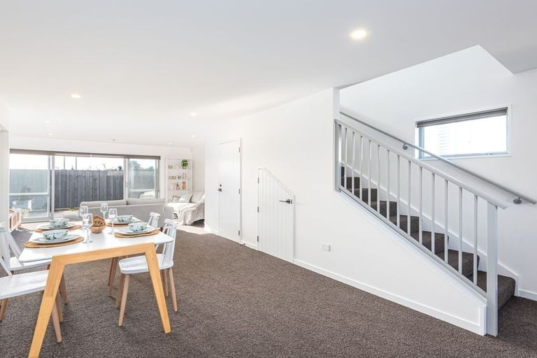 Photo of property in 7 Kakapo Lane, Redwood, Christchurch, 8051