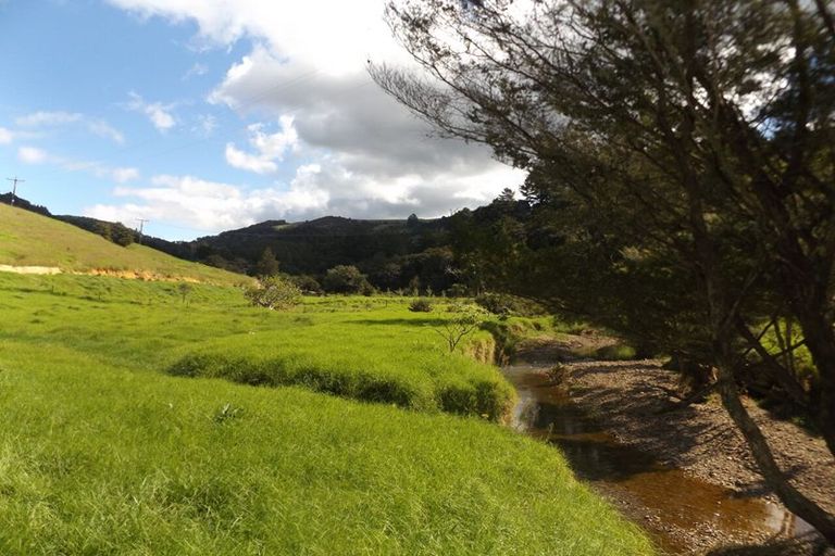 Photo of property in 1708 Russell Road, Helena Bay, Hikurangi, 0184