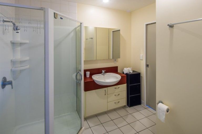 Photo of property in Terrace Heights Apartments, 4b/163 The Terrace, Wellington Central, Wellington, 6011