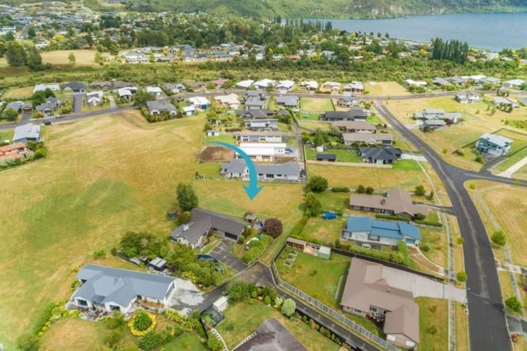 Photo of property in 47 Montgomery Crescent, Kinloch, Taupo, 3377