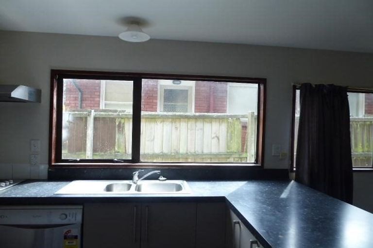 Photo of property in 2/147 Springfield Road, St Albans, Christchurch, 8014