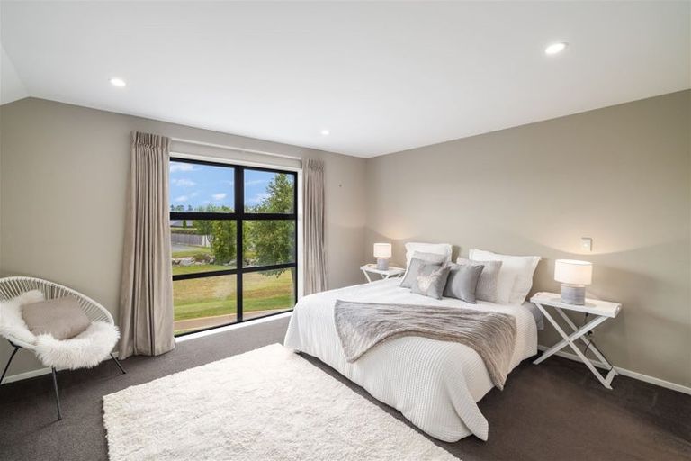 Photo of property in 21 Albert Sheppard Close, Yaldhurst, Christchurch, 8042