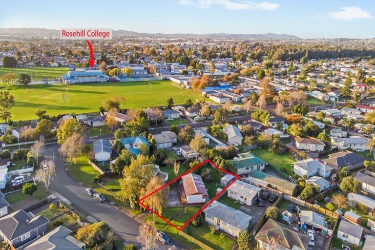 Photo of property in 33 Tairere Crescent, Rosehill, Papakura, 2113