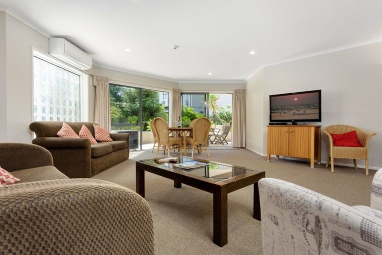 Photo of property in 206/178 Marine Parade, Mount Maunganui, 3116