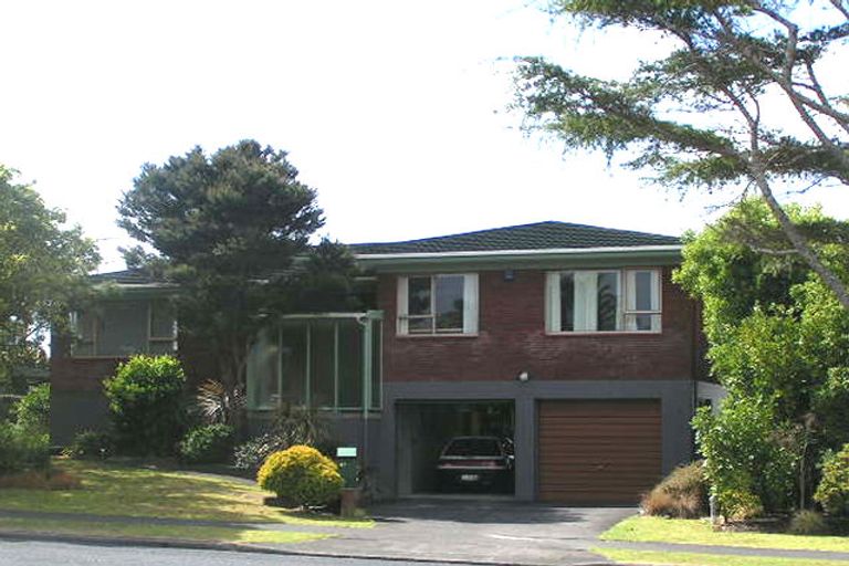 Photo of property in 67 Becroft Drive, Forrest Hill, Auckland, 0620