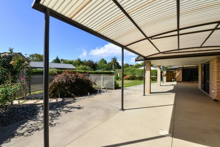 Photo of property in 5 De La Mare Drive, Leamington, Cambridge, 3432