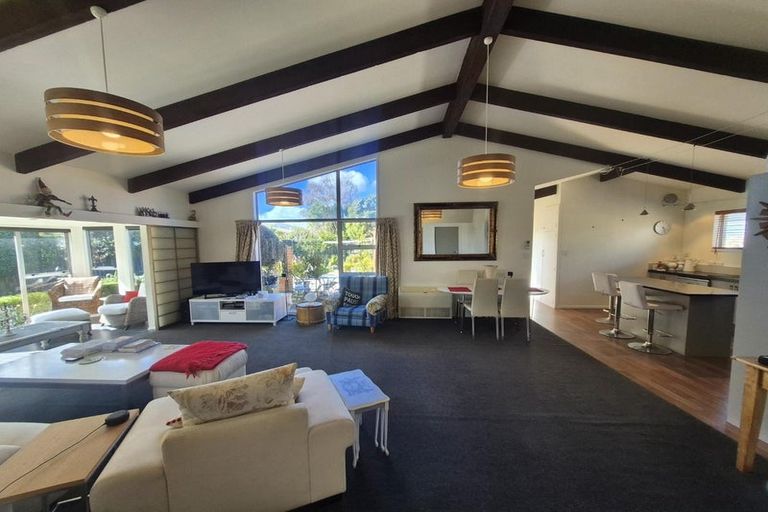 Photo of property in 8 Saint James Avenue, Papanui, Christchurch, 8053