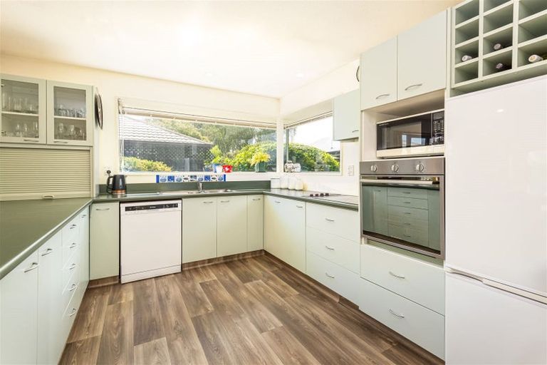 Photo of property in 4 Astor Place, Halswell, Christchurch, 8025