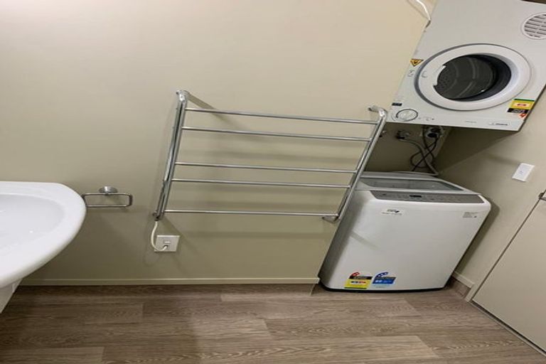 Photo of property in City Lodge, 507/115 Vivian Street, Te Aro, Wellington, 6011